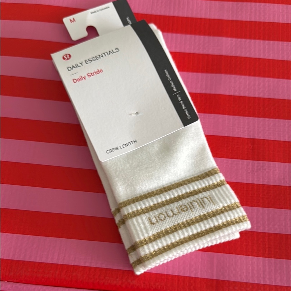lululemon athletica Casual Socks in White and Gold